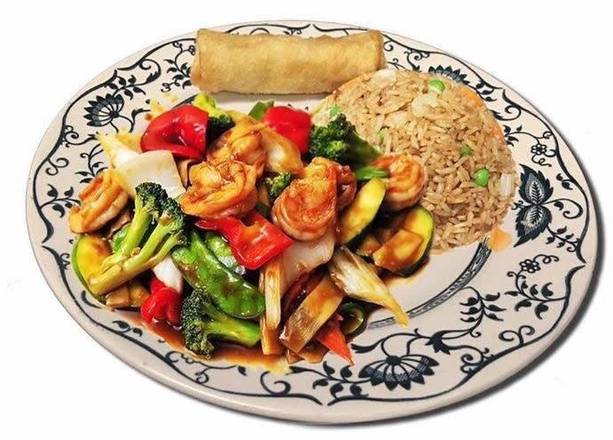 Order Shrimp with Vegetable food online from New Great Dragon Chinese Restaurant store, Dubuque on bringmethat.com