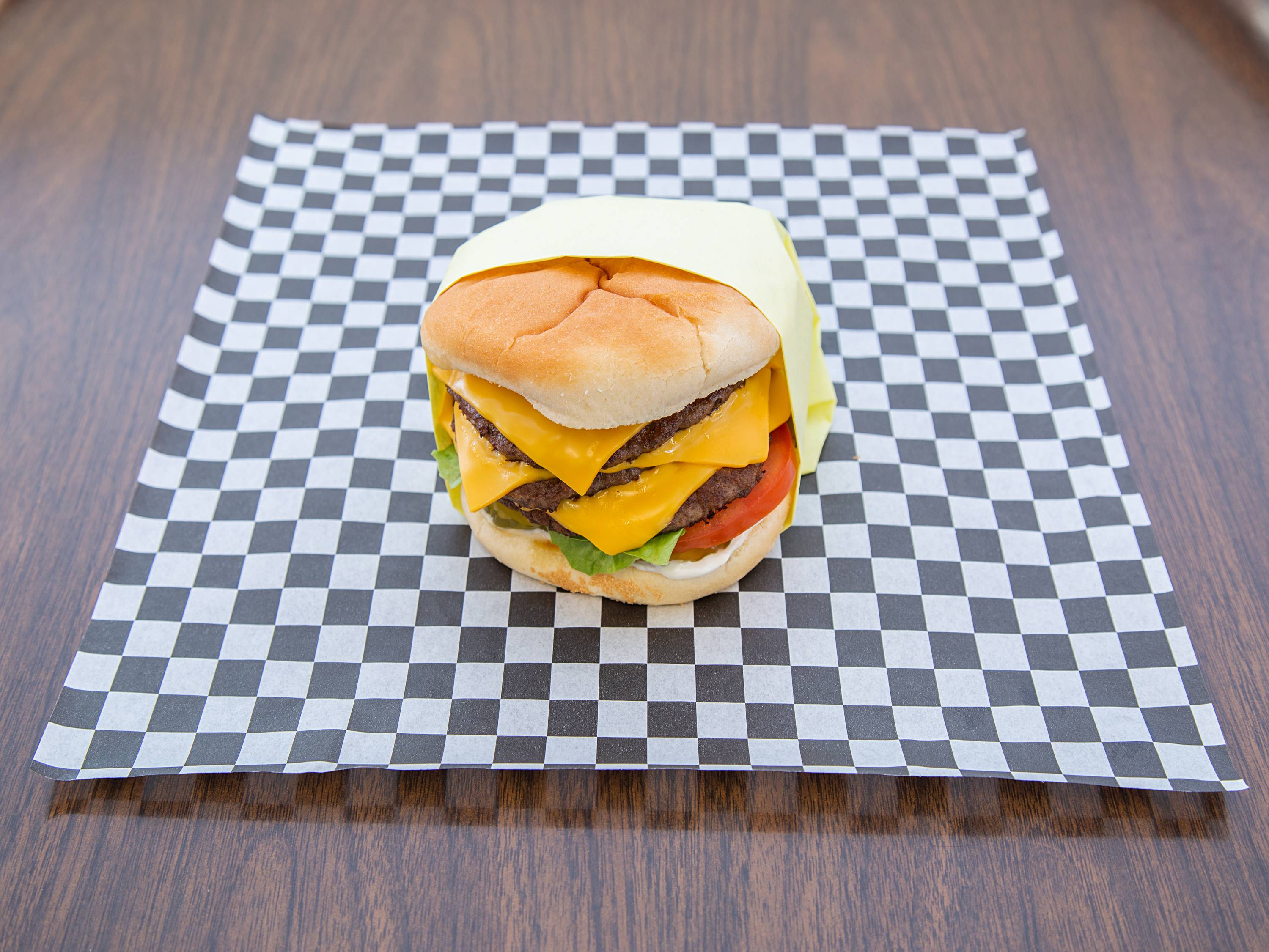 Order Mountain Cheeseburger food online from Pop 50 Place store, Redding on bringmethat.com