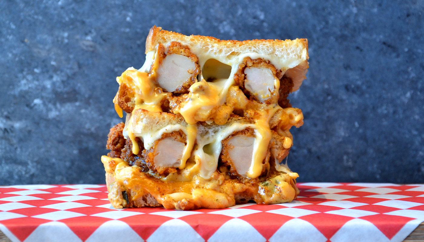 Order Fan Favorite! Nashville Hot Grilled Cheese food online from Nashville Hot Chicken Shack store, Lombard on bringmethat.com