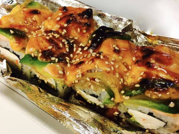 Order Baked Salmon Roll (8 pcs) food online from Narumi Sushi store, Lemon Grove on bringmethat.com