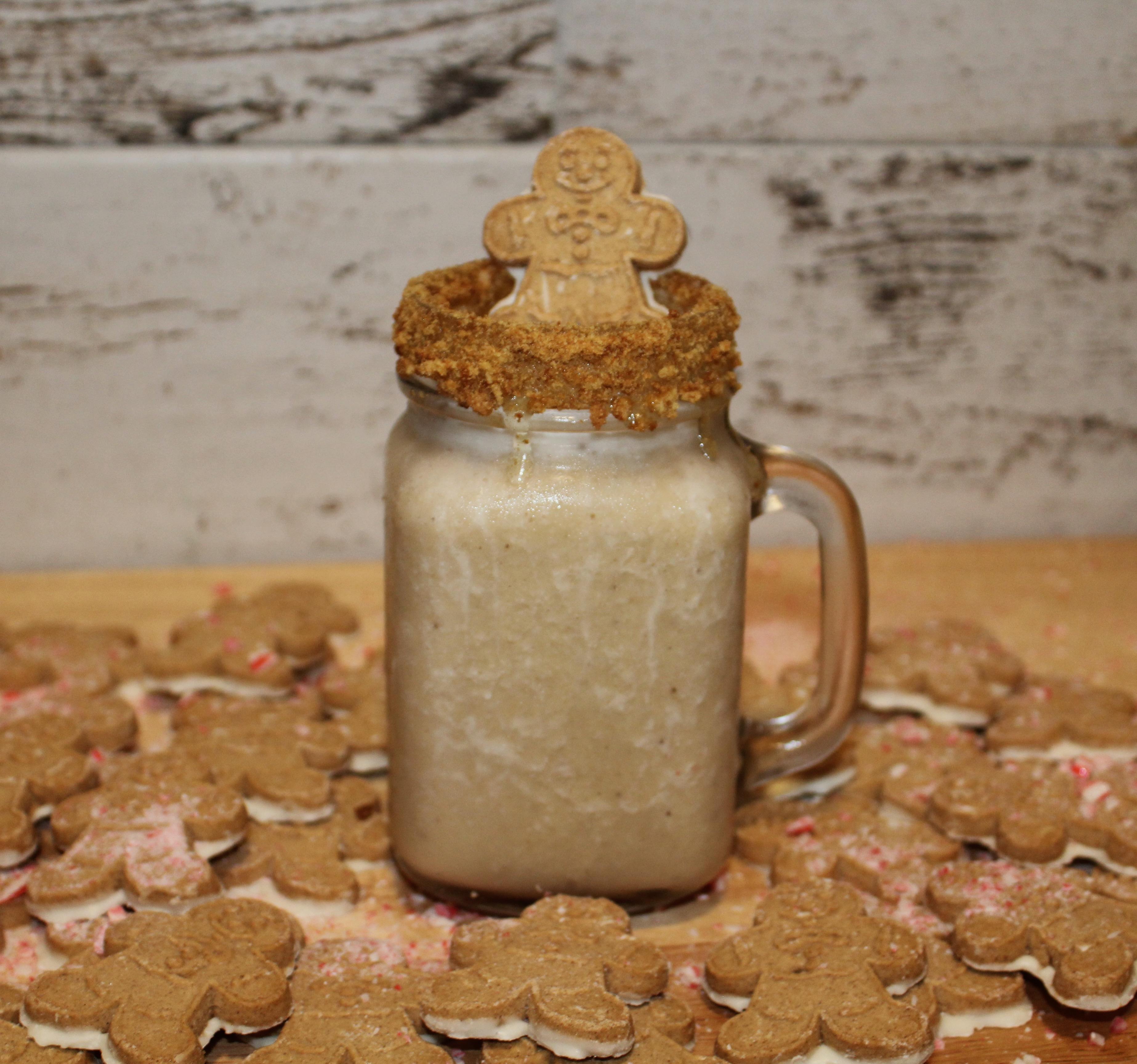 Order HOLIDAY SPECIAL Gingerbread Smoothie food online from Shack In The Back store, Conshohocken on bringmethat.com