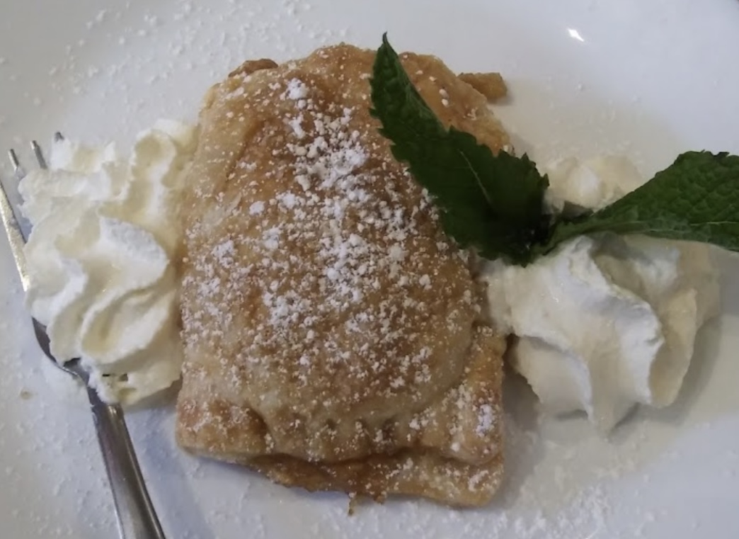 Order Apple Strudel food online from Cappuccino Cafe store, Brooklyn on bringmethat.com
