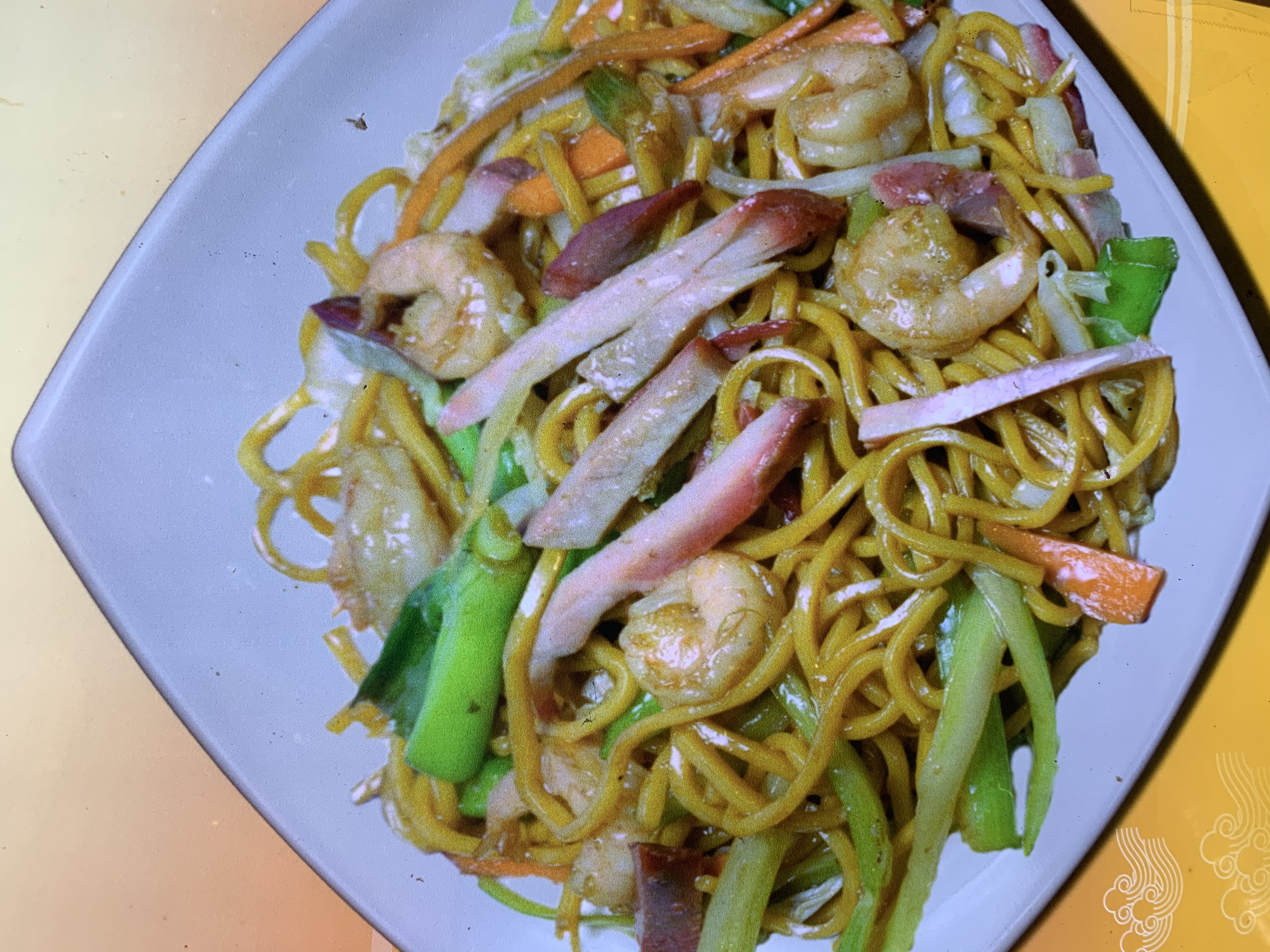 Order 66. House Special Lo Mein food online from Rainbow House store, Paterson on bringmethat.com