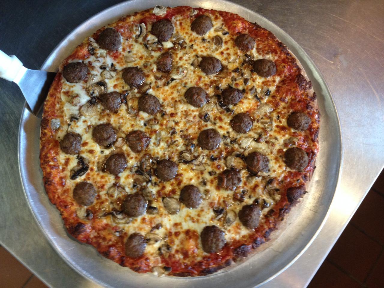 Order Meatball and Mushroom Pizza food online from Villa Italian store, Greensboro on bringmethat.com