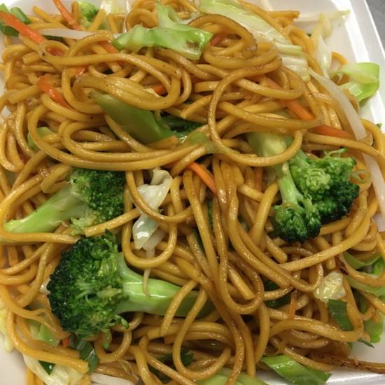 Order Veggies Chow Mein food online from WA WA Restaurant store, Long Beach on bringmethat.com