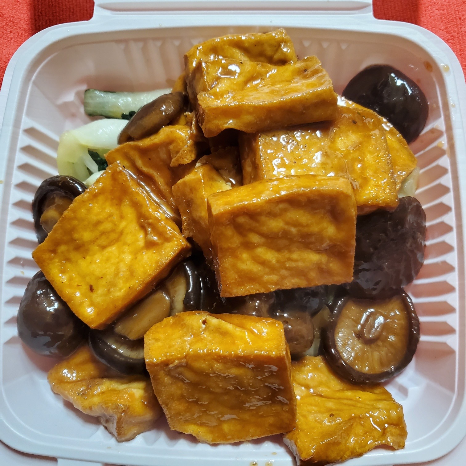 Order Braised Tofu with Chinese Mushroom  food online from Sun Kwong Restaurant store, San Francisco on bringmethat.com