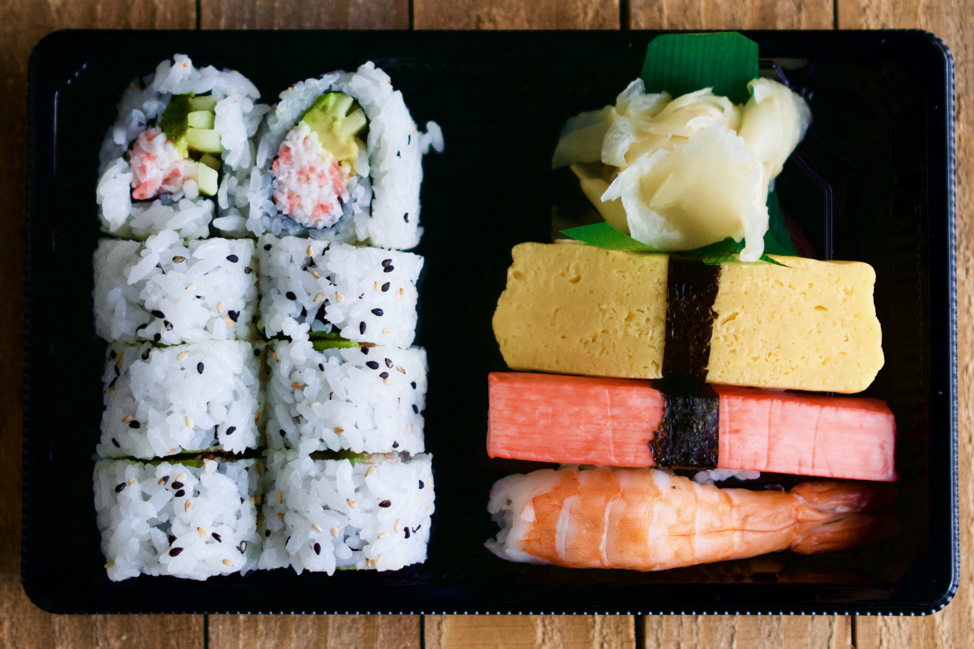 Order Kids’ Sushi Set food online from Khao Thai & Sushi store, Scottsdale on bringmethat.com