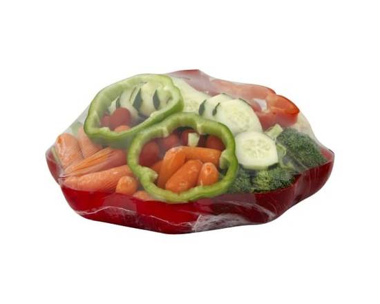 Order Signature · Round Vegetable Tray (1 tray) food online from Albertsons store, Helena on bringmethat.com