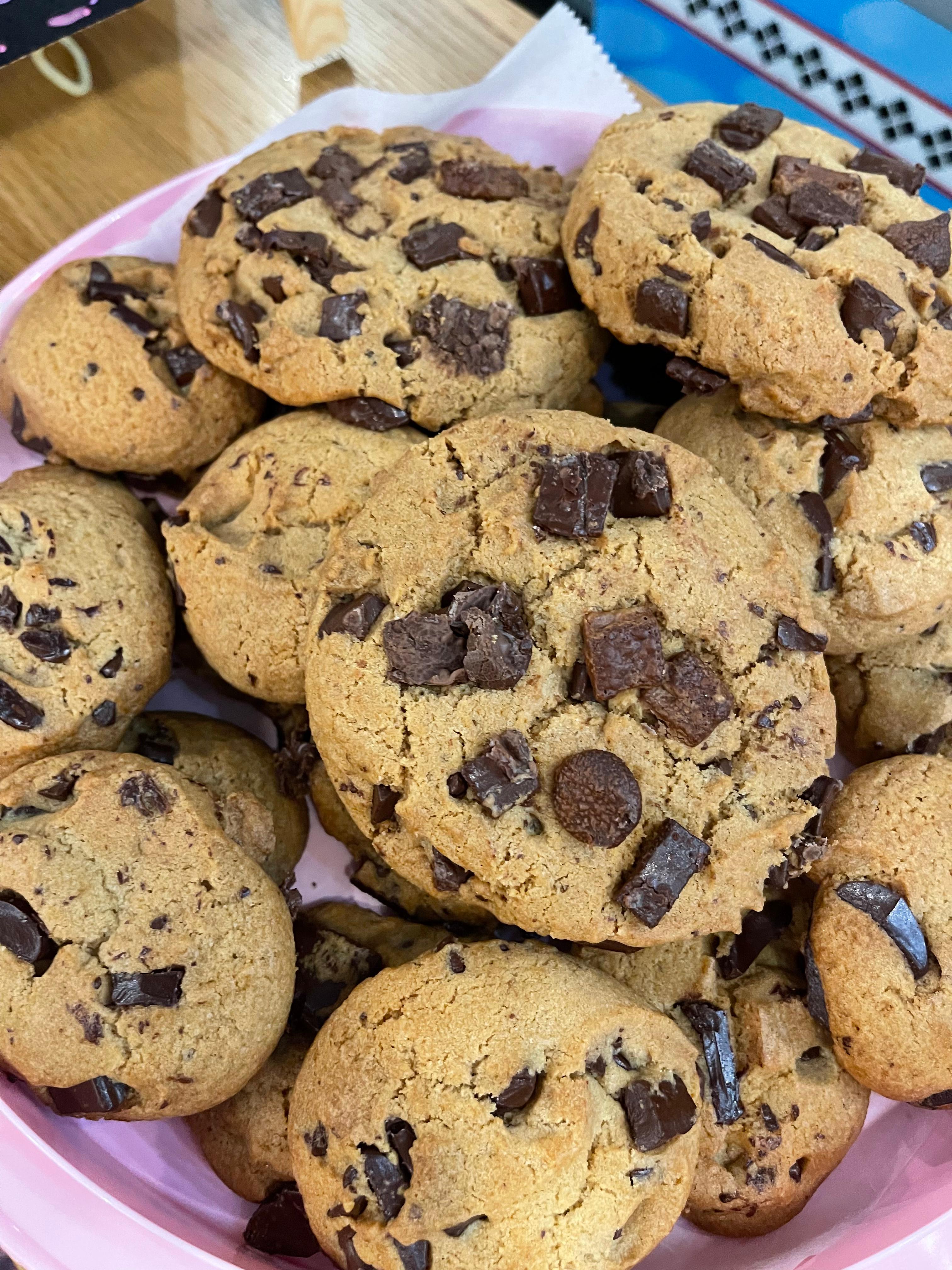 Order Galletas chocolate chips food online from Canela store, Cherry Hill on bringmethat.com