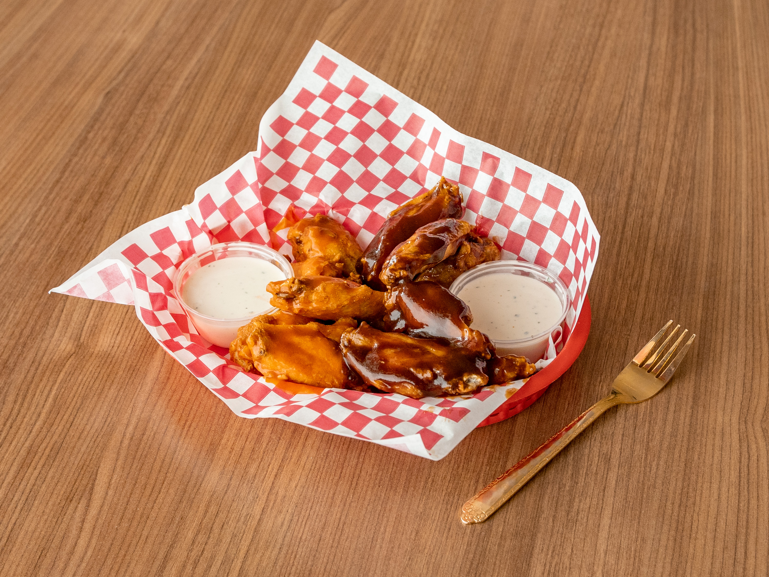 Order 6 or 12 Piece Spicy Buffalo Wings food online from Pappy's Pizza store, La Habra on bringmethat.com