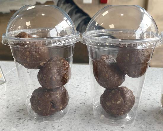 Order Chocolate & PB Protein Balls food online from Cali Shakes & Juice Bar store, Jersey City on bringmethat.com