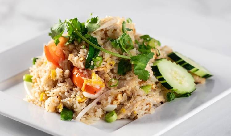 Order Thai Fried Rice food online from Zato Thai Cuisine & Sushi Bar store, Dallas on bringmethat.com