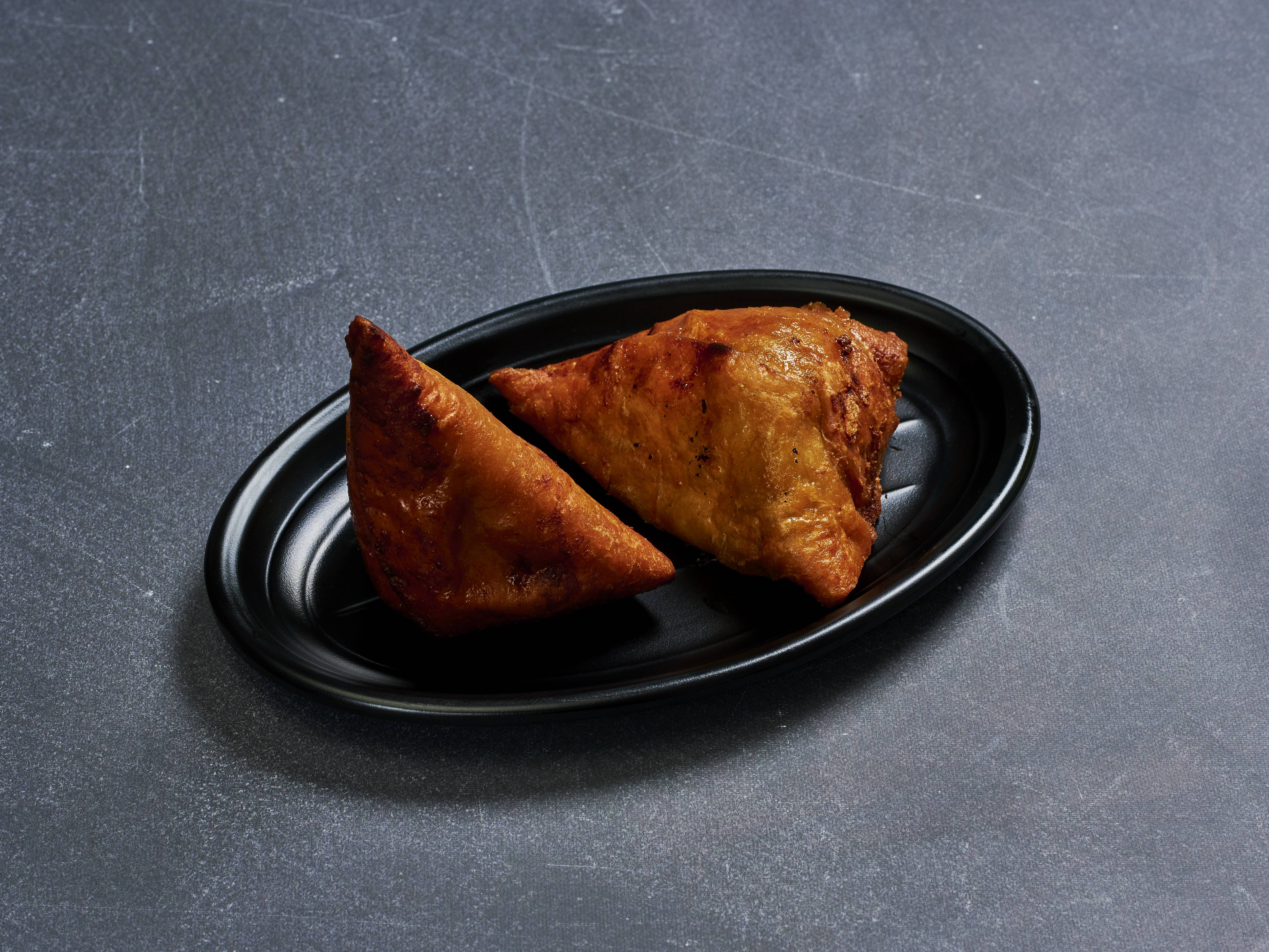 Order Vegetable Samosa food online from Bombay Grill store, Seattle on bringmethat.com