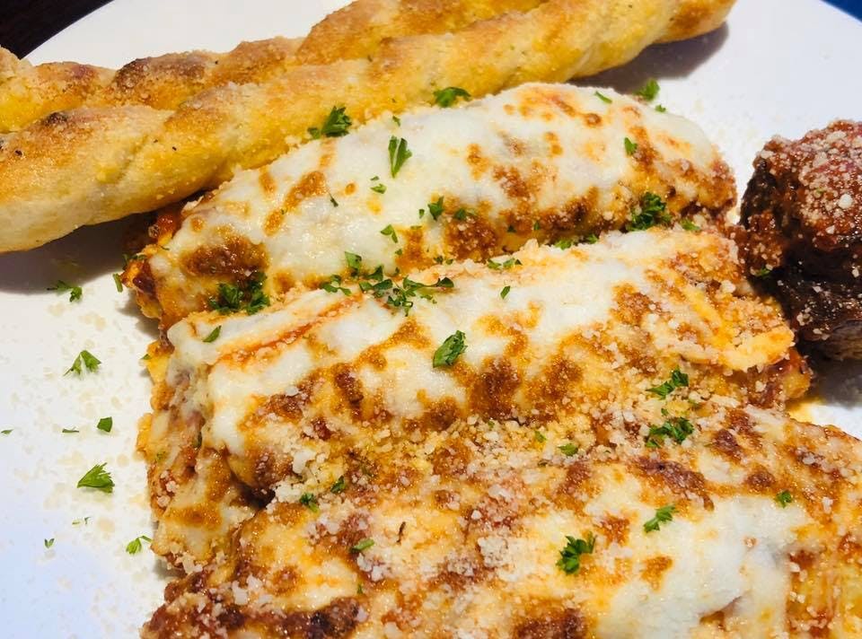 Order Manicotti - Pasta food online from New York Pizza store, Pascagoula on bringmethat.com