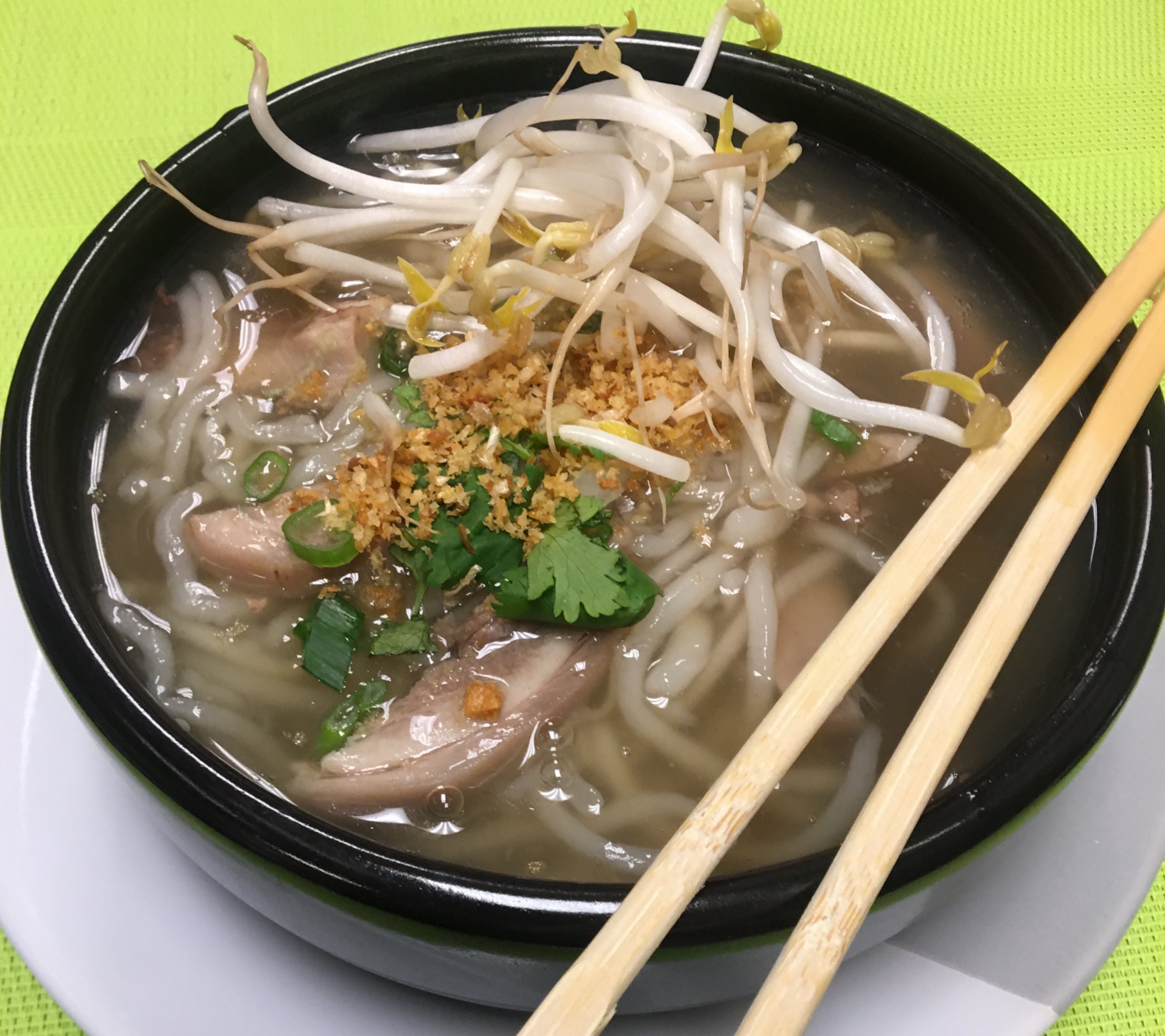 Order Chicken Kao Piek Sen (Banh Canh) food online from Yummy Pho Bac store, Mt. Juliet on bringmethat.com