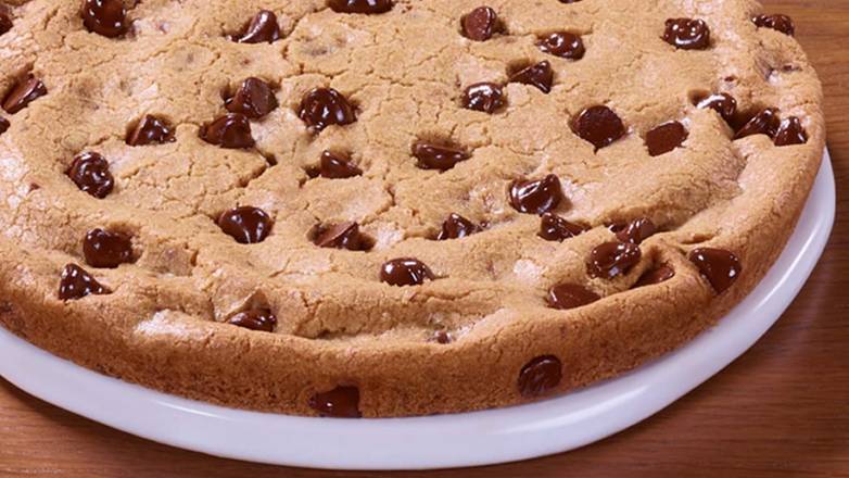 Order Ultimate Chocolate Chip Cookie food online from Pizza Hut store, Coraopolis on bringmethat.com