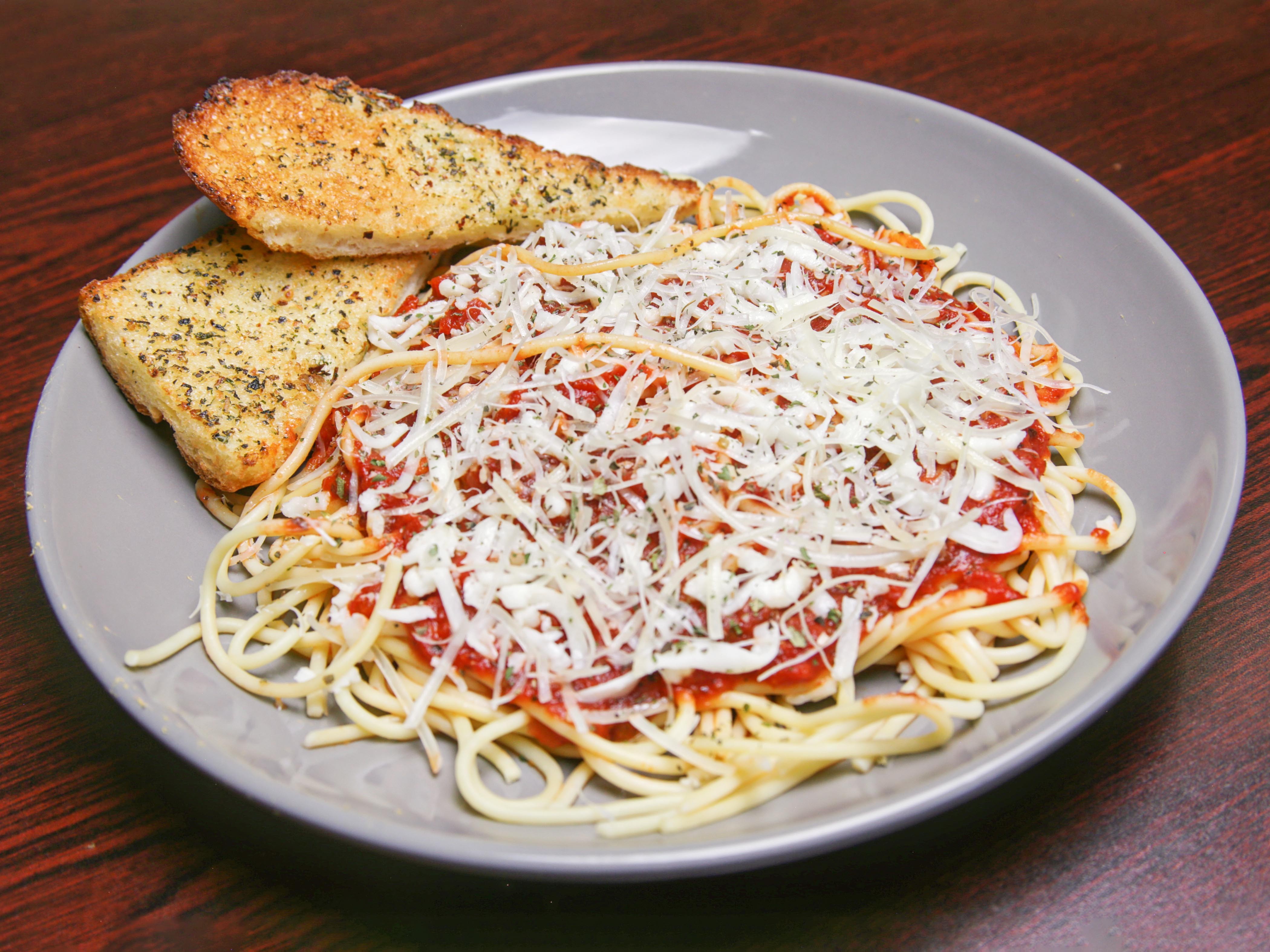 Order Baked Spaghetti food online from Rino D's Pizza & Wings store, Gilbert on bringmethat.com