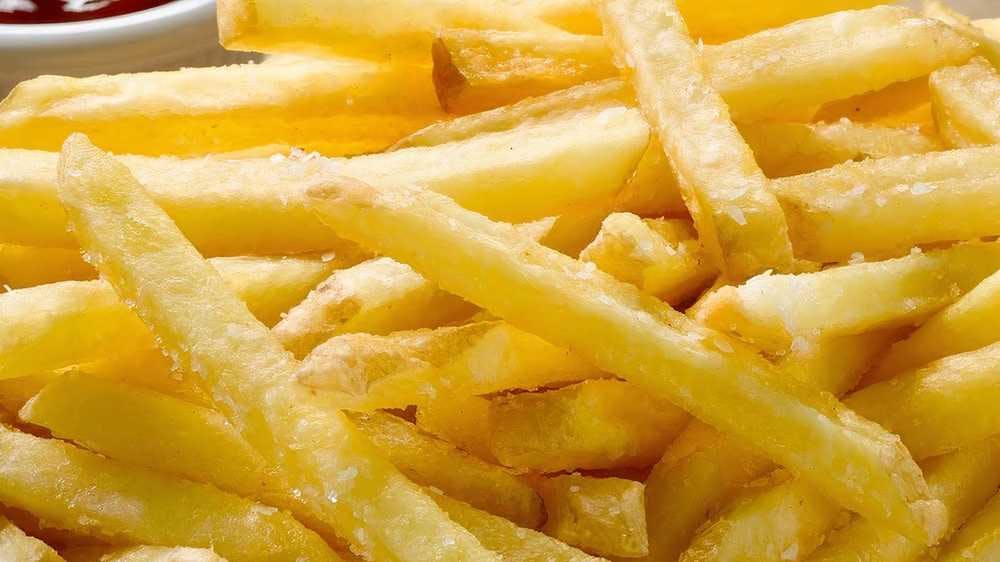 Order French Fries - Small food online from Ronzio Pizza & Subs store, Woonsocket on bringmethat.com