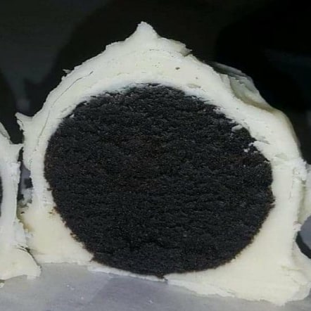 Order White Chocolate Oreo Truffles food online from Kinder Katering store, Houston on bringmethat.com