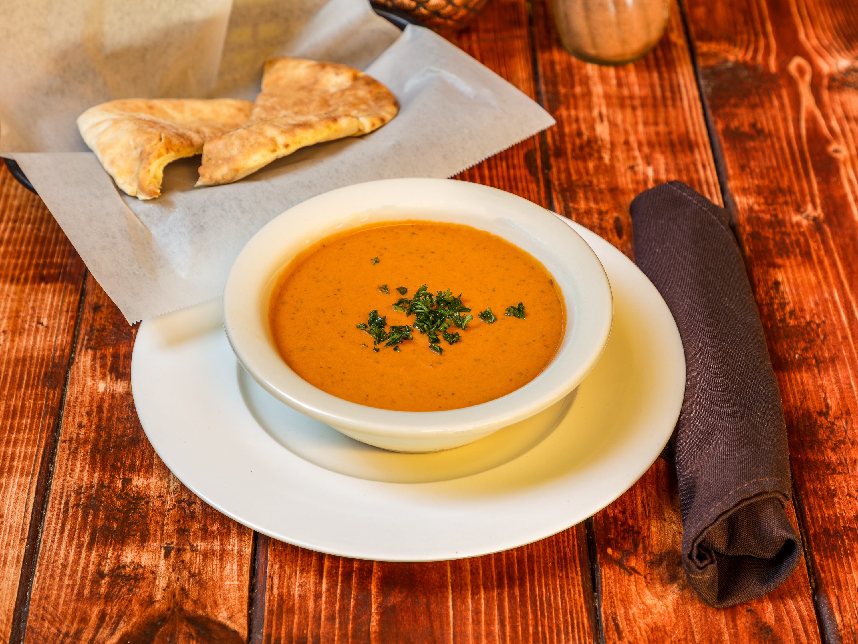Order Tomato Basil Soup food online from Olives Mediterranean Grill store, Arlington on bringmethat.com