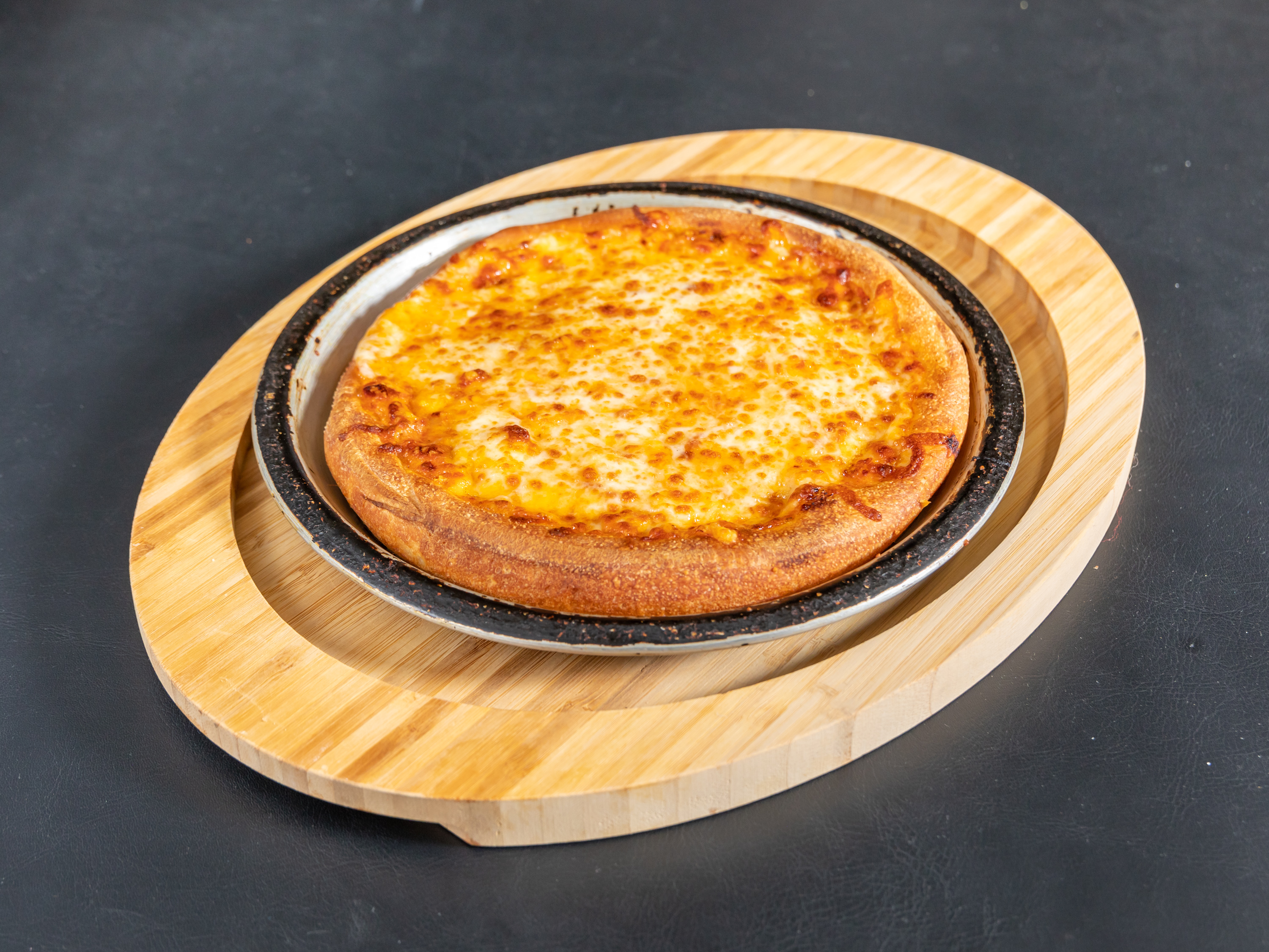 Order 4 Cheese Italian Pizza food online from Fabios Pizza store, Cleveland on bringmethat.com