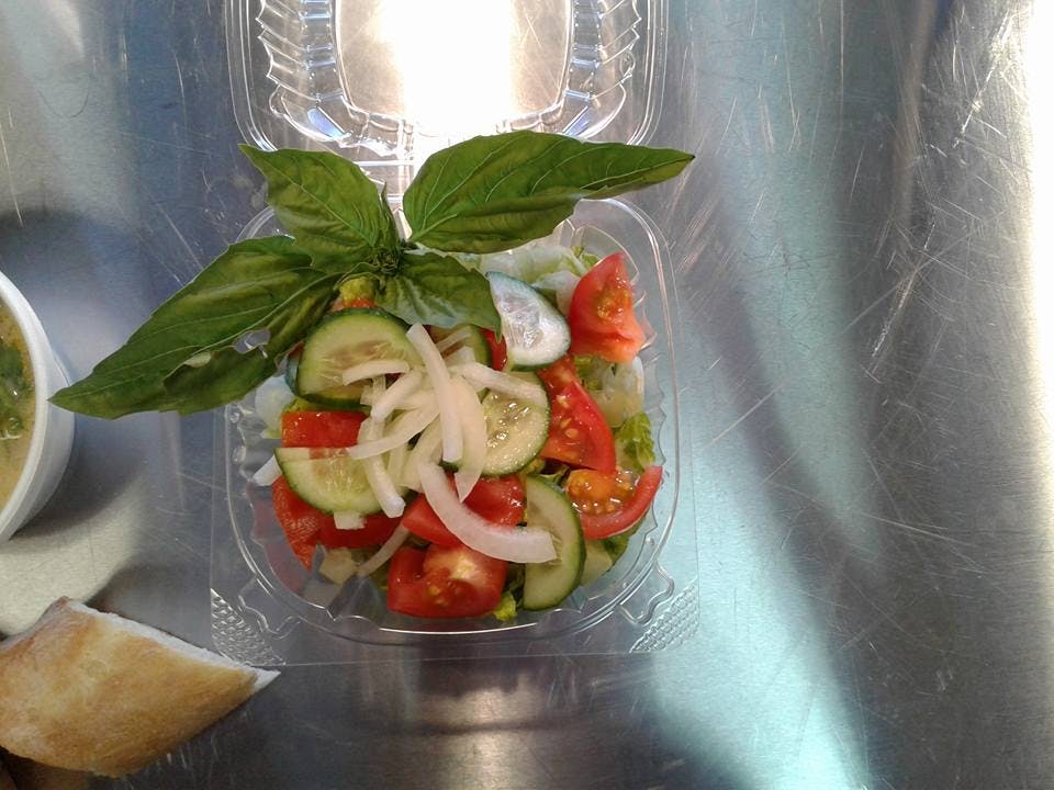 Order Garden Salad - Mini food online from Giulianos Kitchen store, Troy on bringmethat.com