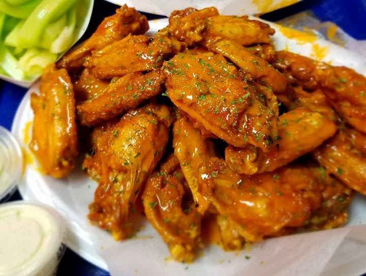 Order Buffalo Wings Platter food online from Fiore Shake, Steak And Sides store, Philadelphia on bringmethat.com