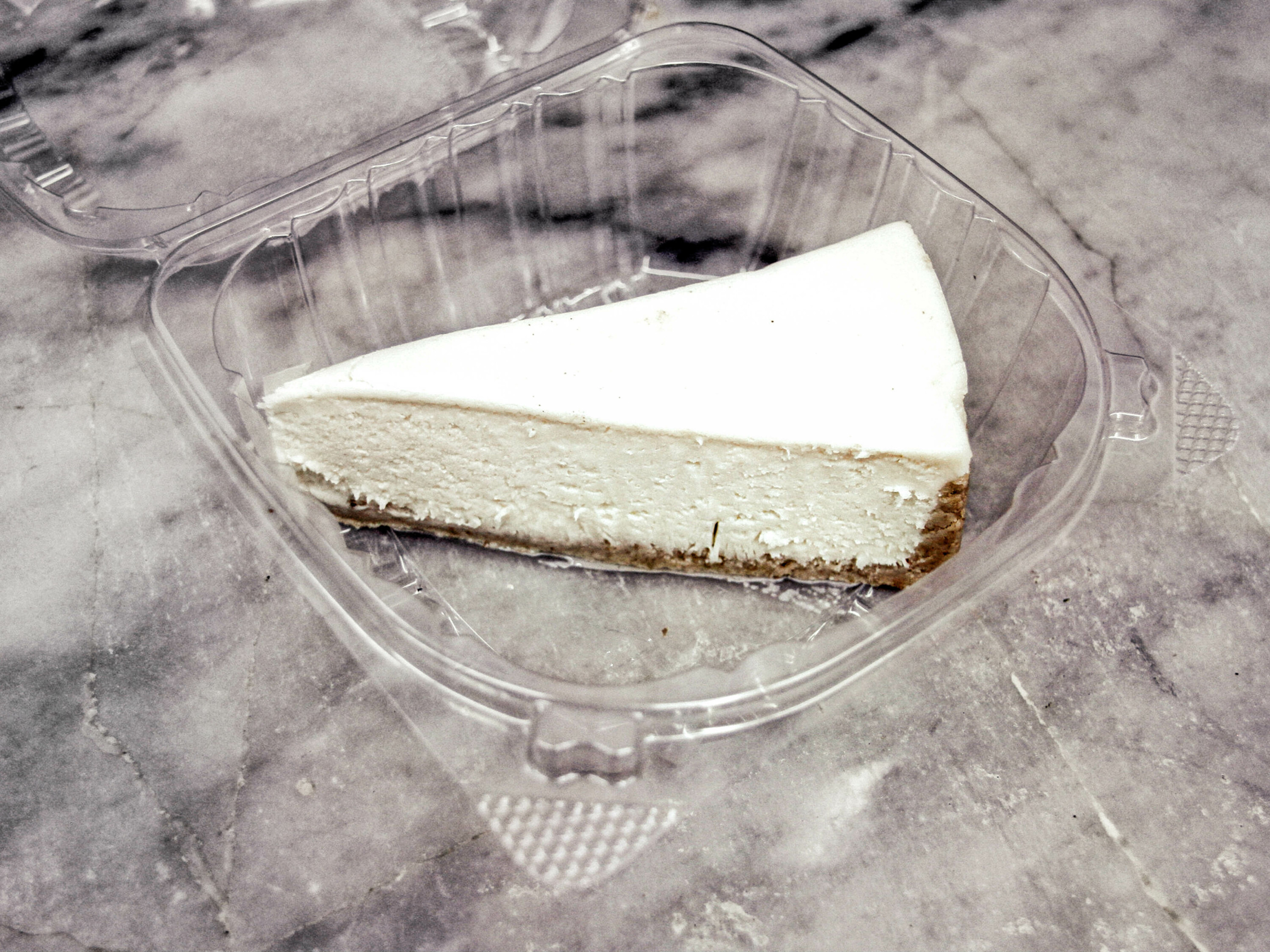 Order New York Cheesecake food online from Halal Hot Fried Chicken store, Bronx on bringmethat.com
