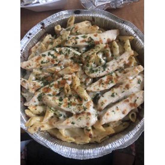 Order Green Chile Chicken Alfredo Penne food online from Goodfellas Pizza store, Albuquerque on bringmethat.com