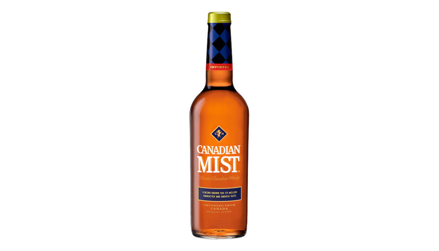 Order Canadian Mist Blended Canadian Whisky 750mL food online from House Of Cigar & Liquor store, Redondo Beach on bringmethat.com