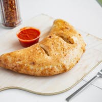 Order Bbq Chicken Calzone food online from Alessandro's Place store, Los Angeles on bringmethat.com