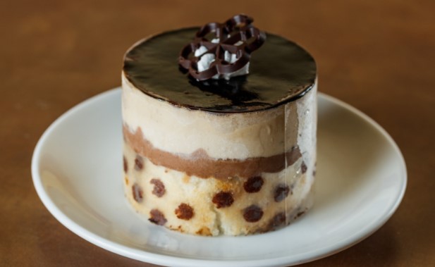 Order Cappuccino Mousse Cake food online from Pho Hoang store, Houston on bringmethat.com