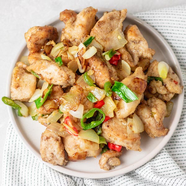 Order Spicy Salt and Pepper Chicken food online from Hunan Taste store, Springfield on bringmethat.com