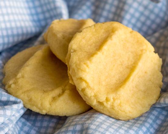 Order Butter Cookies food online from Jr Fish And Chicken store, Memphis on bringmethat.com