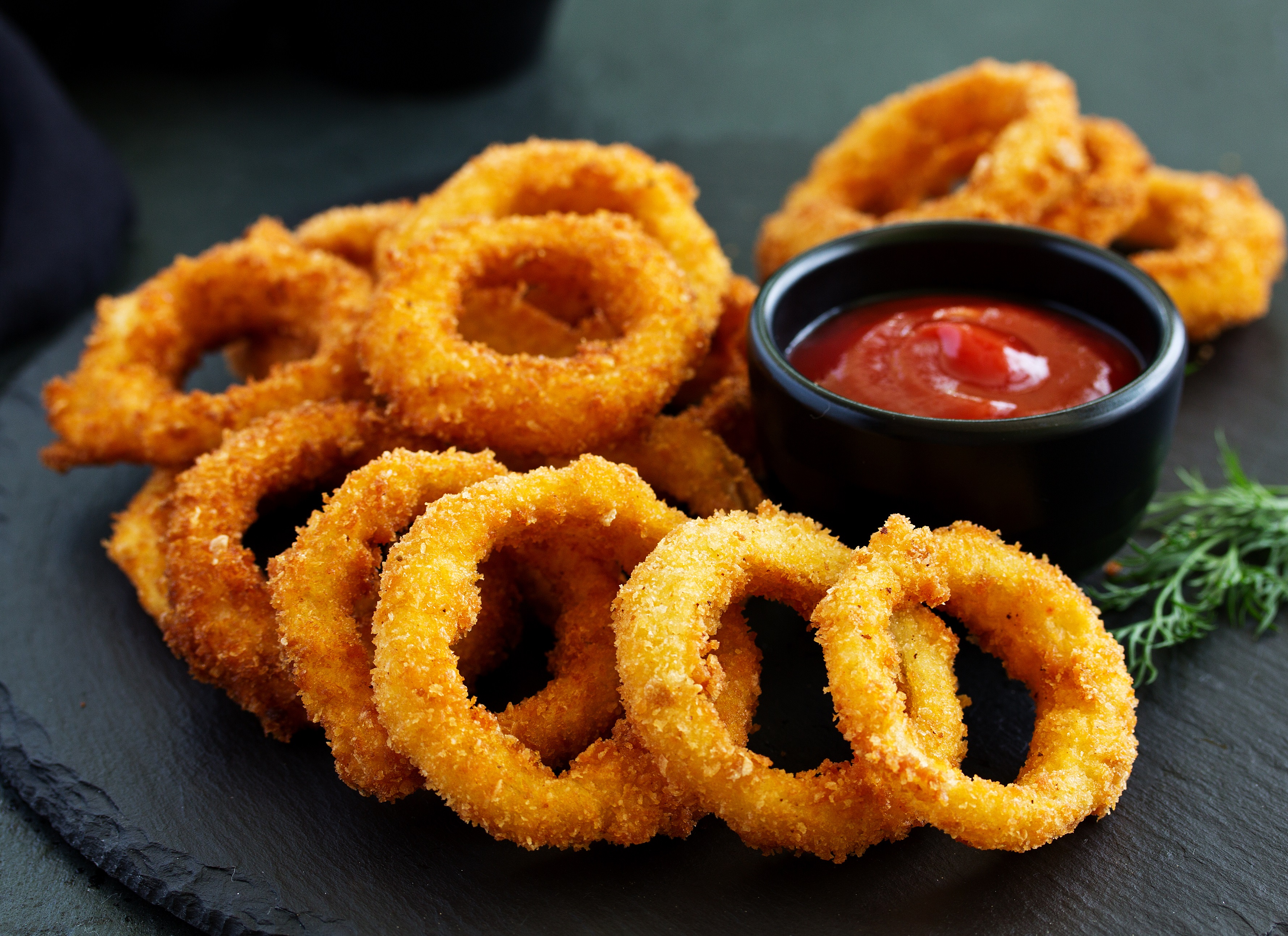 Order Onion Rings food online from Pizza Station store, Bellevue on bringmethat.com