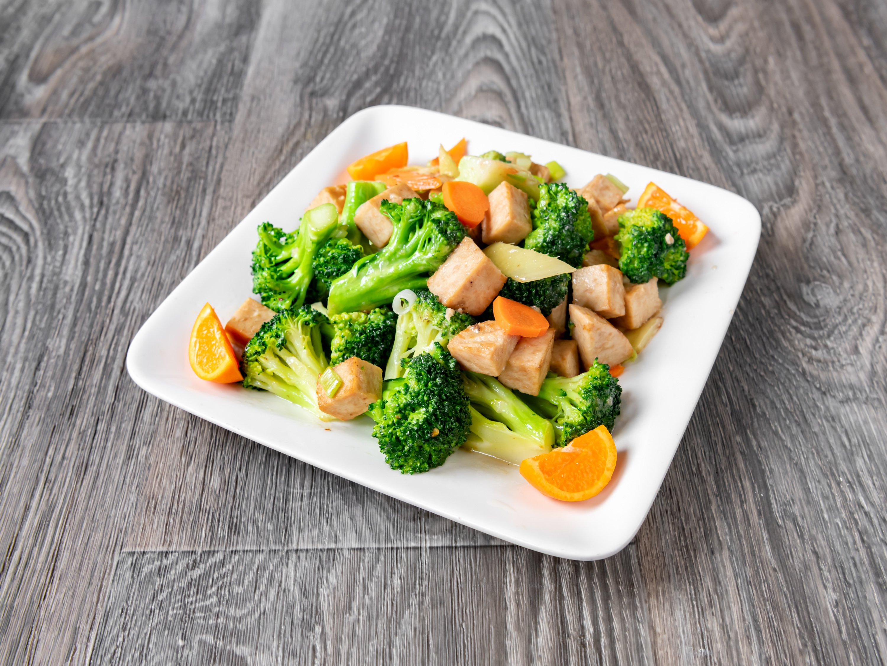 Order Ginger Onion Broccoli with Meatless Chicken food online from Big lantern chinese store, San Francisco on bringmethat.com