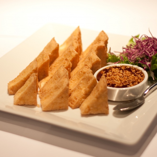 Order Fried Tofu food online from Bai Tong Thai Restaurant store, Issaquah on bringmethat.com
