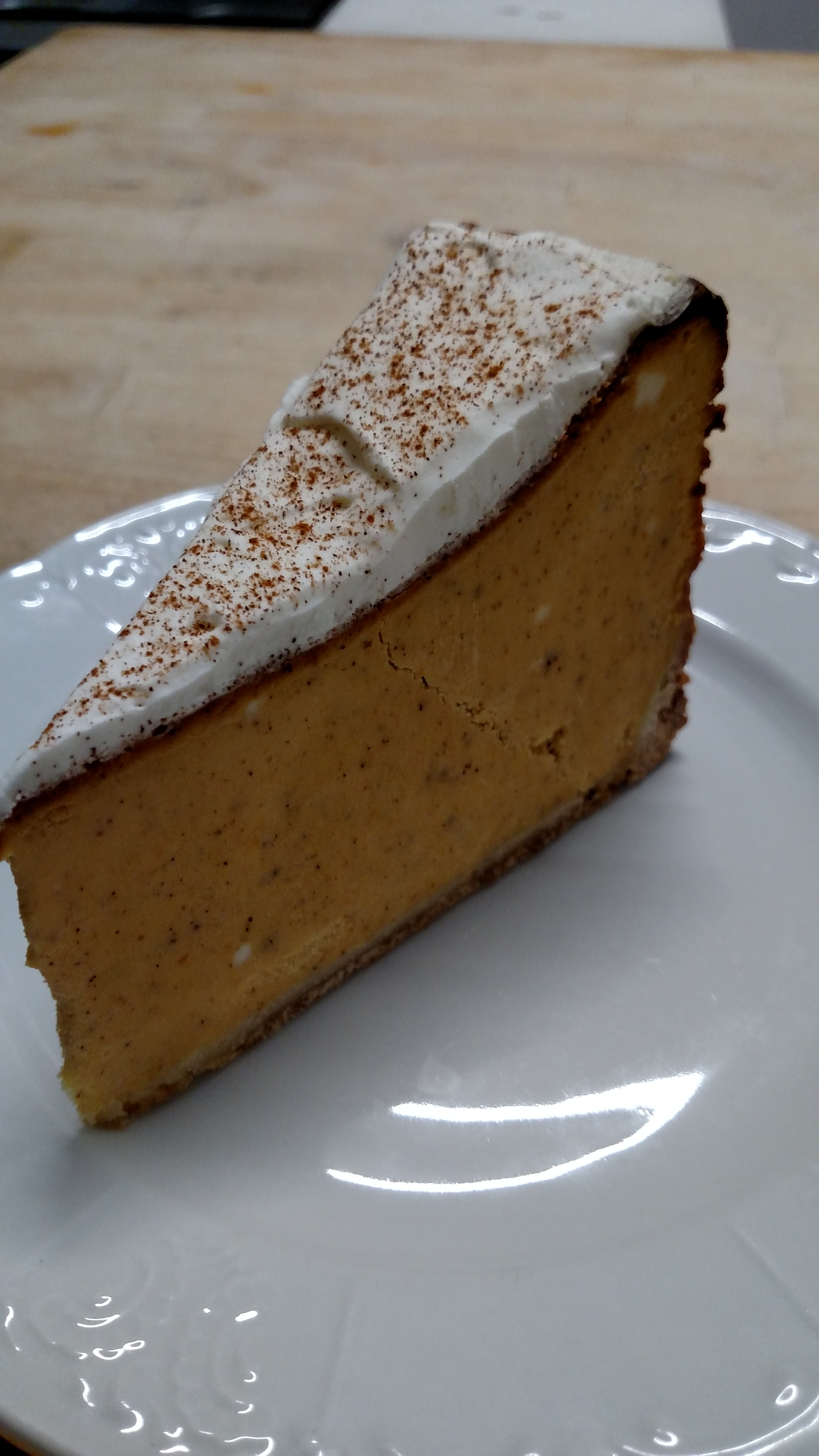 Order Pumpkin Cheese Cake food online from Matteos Take-Out A Little Taste of Hoboken store, Los Angeles on bringmethat.com