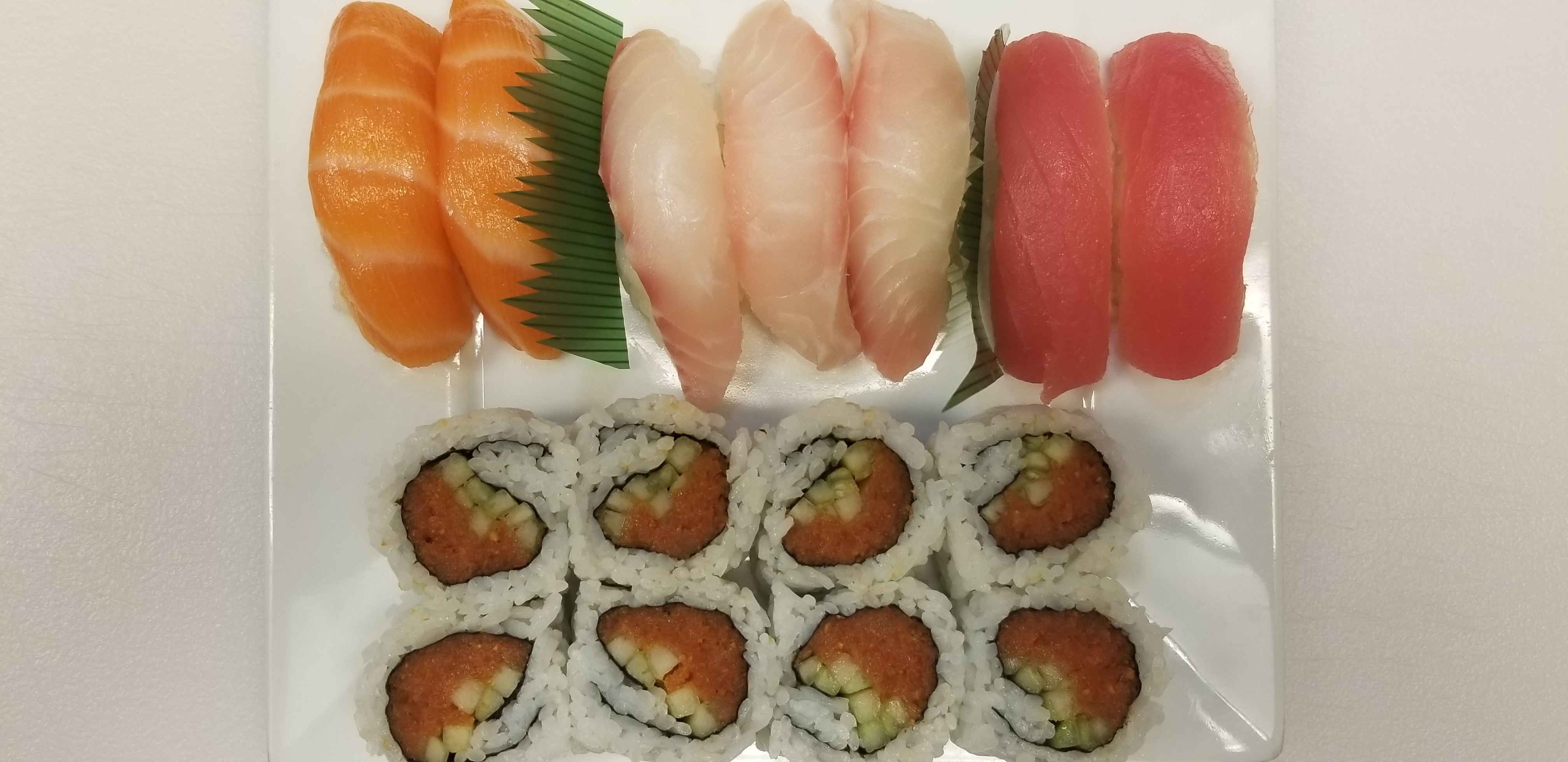 Order Spicy Tuna Roll and 6 Piece Sushi food online from JS Sushi store, Carrollton on bringmethat.com