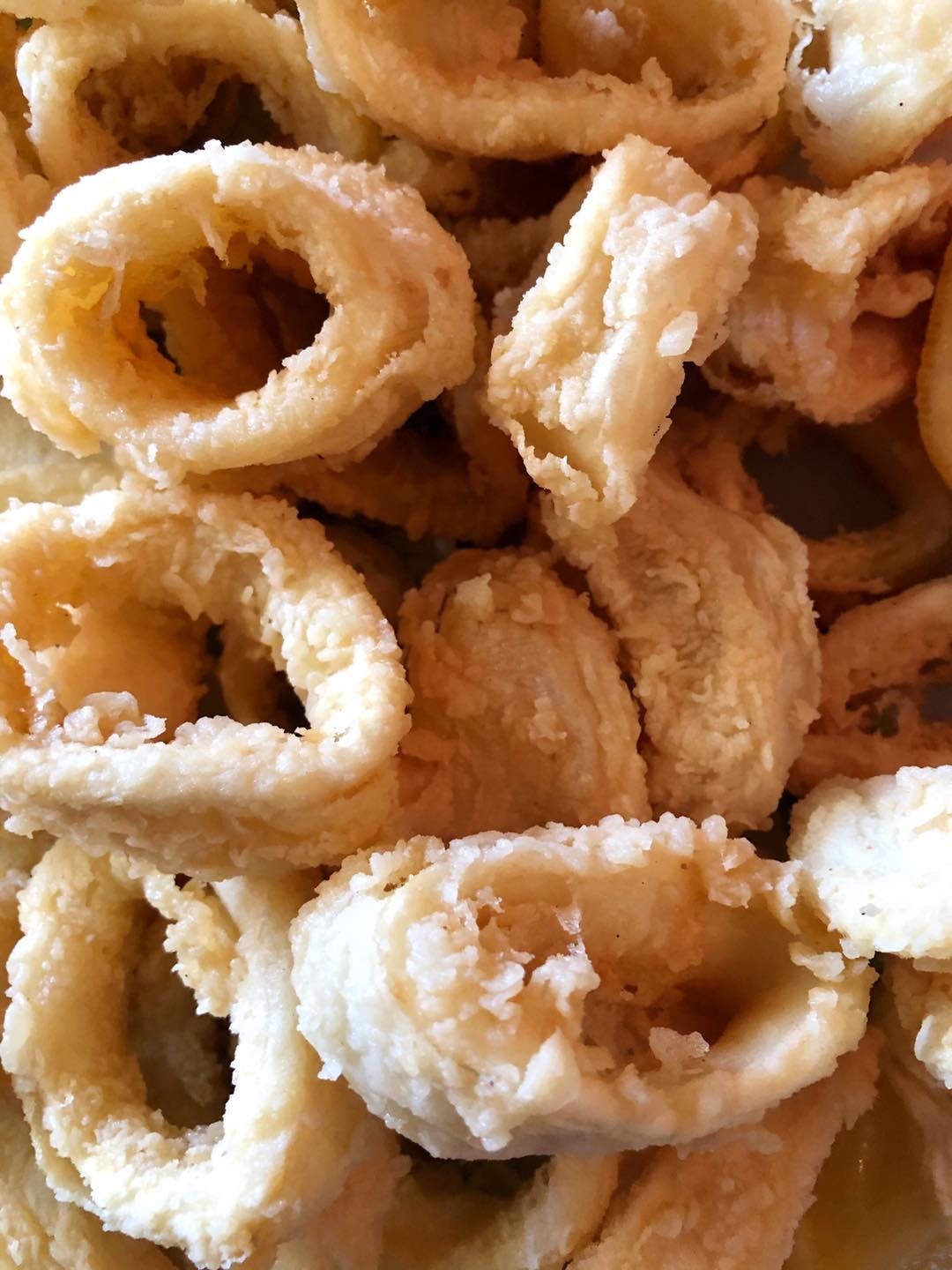 Order Fried Calamari - Appetizer food online from Nunzios Kitchen store, Sayreville on bringmethat.com