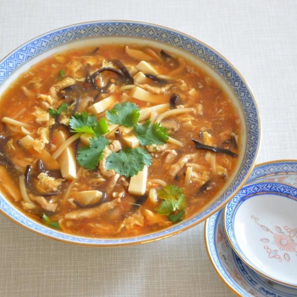 Order B01. Hot and Sour Soup food online from Wok Station store, San Francisco on bringmethat.com