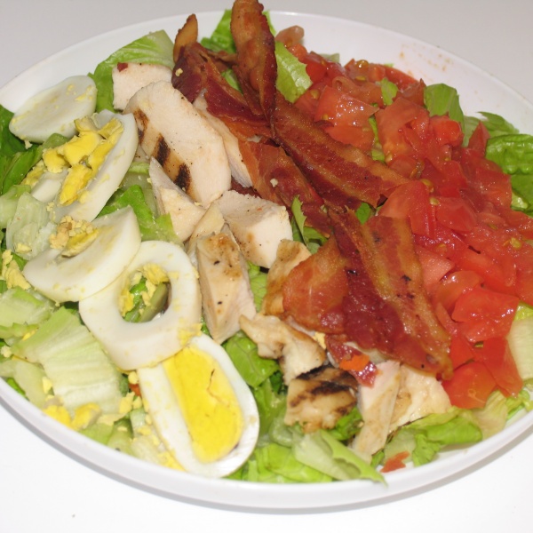 Order Cobb Salad food online from Bagelworks Cafe store, Los Angeles on bringmethat.com