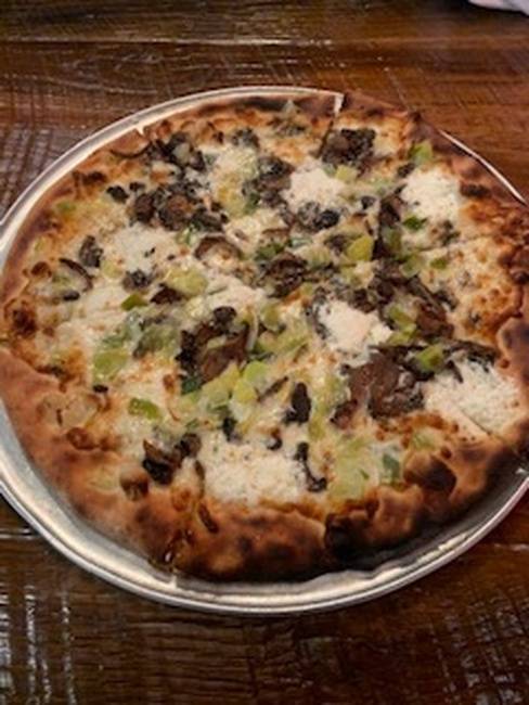 Order Leek and Mushrooms Pizza food online from Nonnina store, Chicago on bringmethat.com