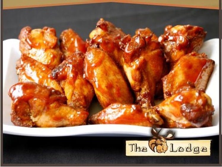 Order Chicken Wings - Appetizer food online from The Lodge Of Antioch store, Antioch on bringmethat.com