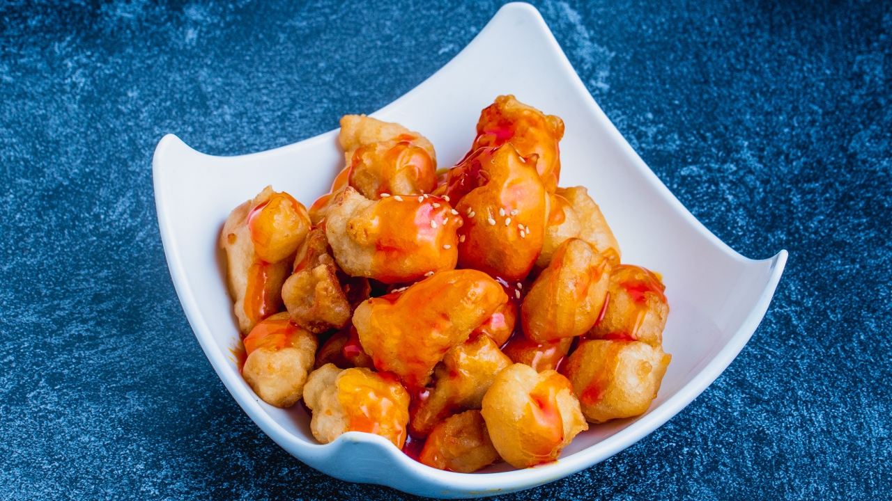 Order Sweet & Sour Chicken food online from Bento & Noodles store, Chula Vista on bringmethat.com