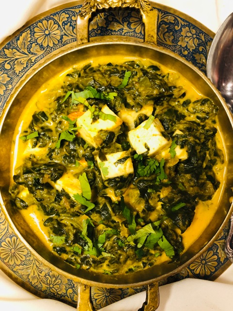 Order Sag Paneer food online from Curbside Curry store, San Francisco on bringmethat.com