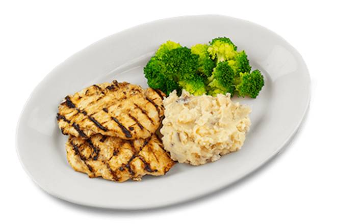 Order Grilled Chicken Breast food online from Famous Daves Legendary Pit Bar-B-Que store, Peoria on bringmethat.com