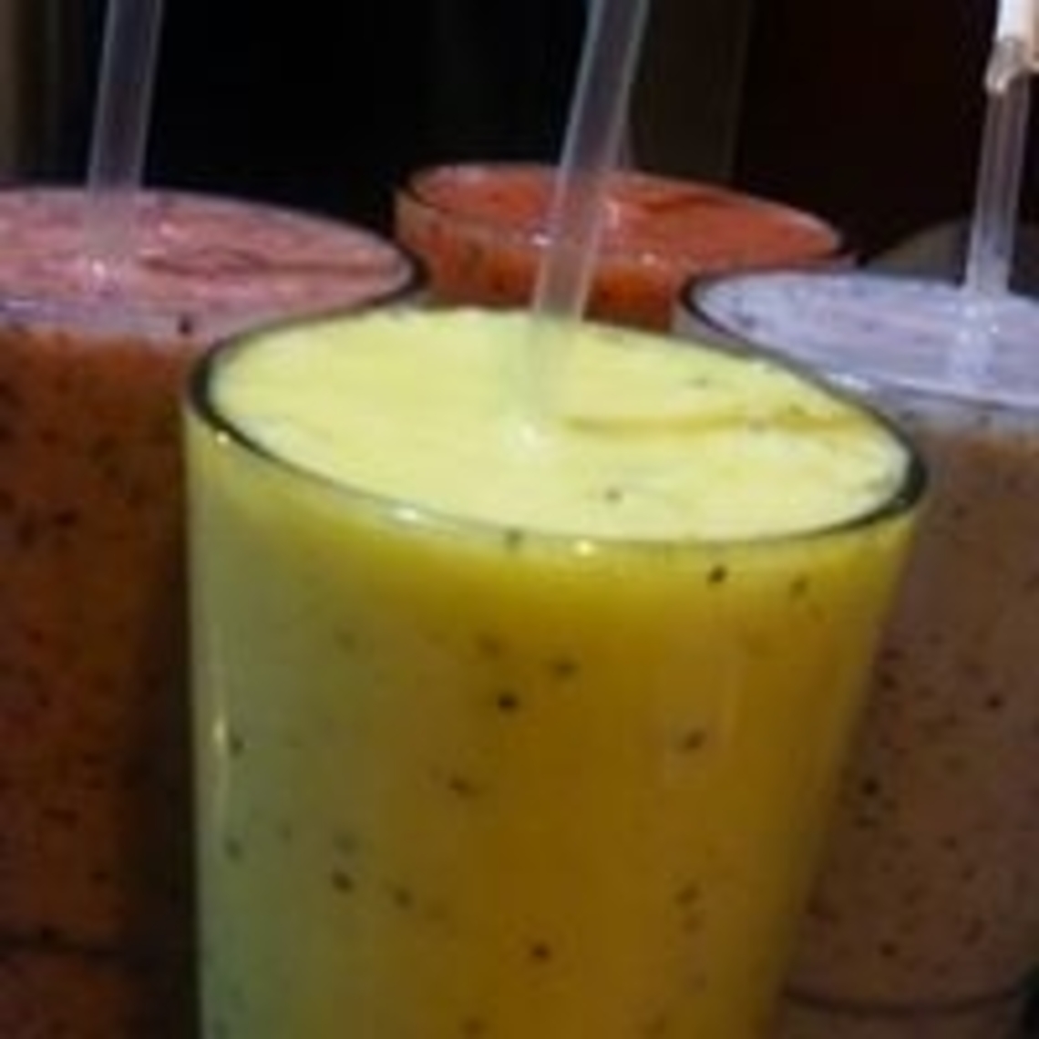 Order Pined Berry Banana Blast food online from The Sitdown Cafe & Sushi Bar store, Chicago on bringmethat.com