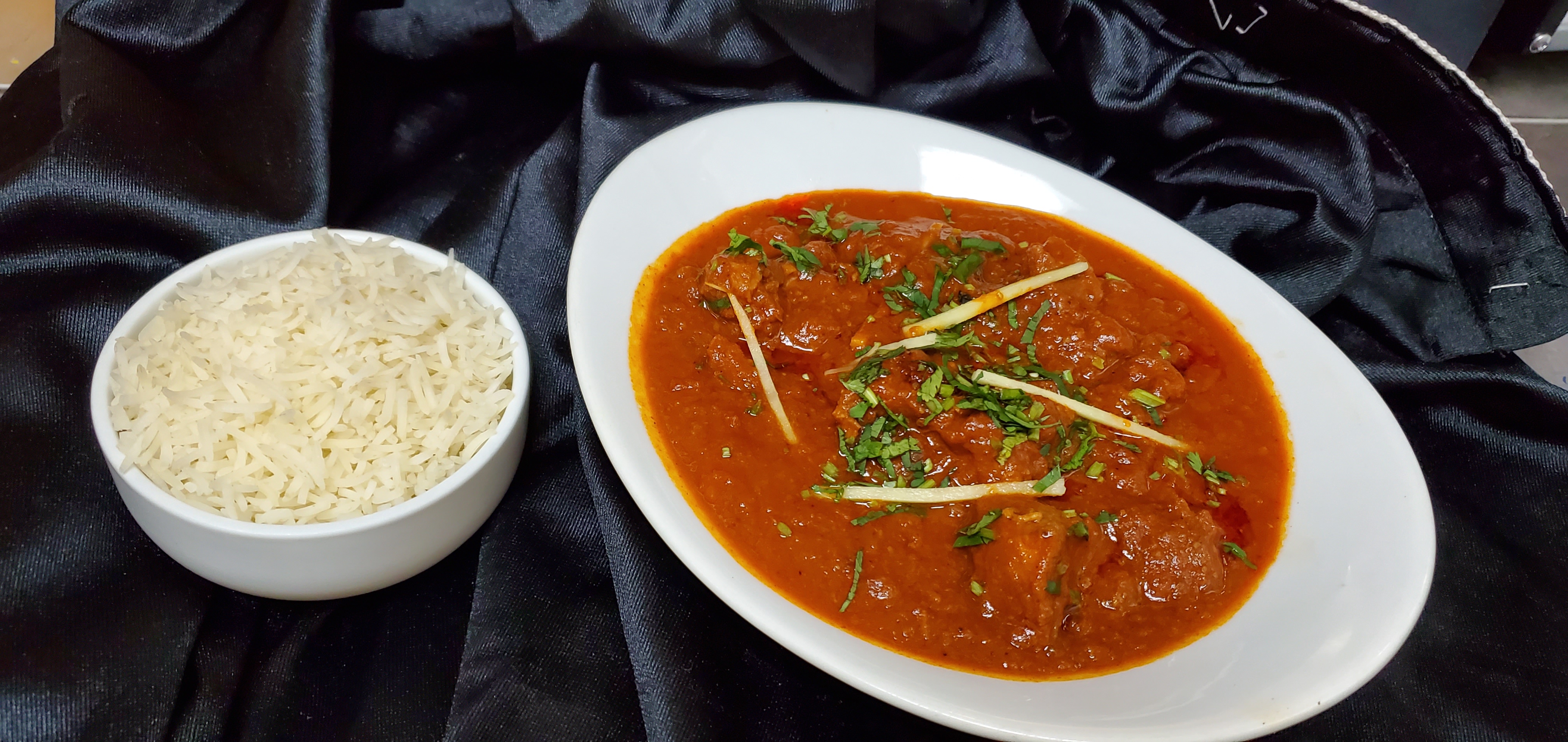 Order Lamb Rogan Josh food online from Spice Route store, Parsippany on bringmethat.com