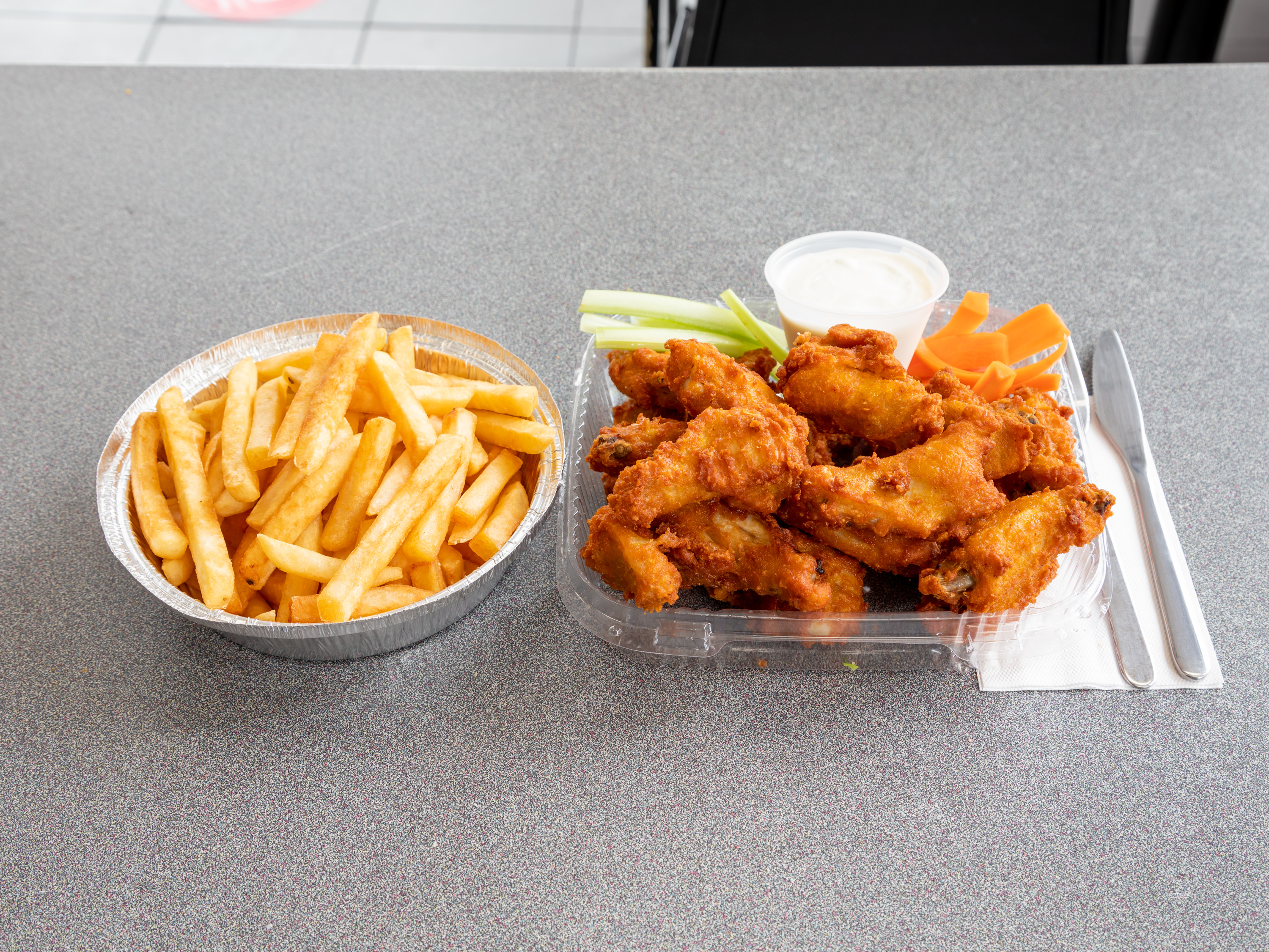 Order Buffalo Wings with Fries food online from Scala Pizza store, Mount Vernon on bringmethat.com